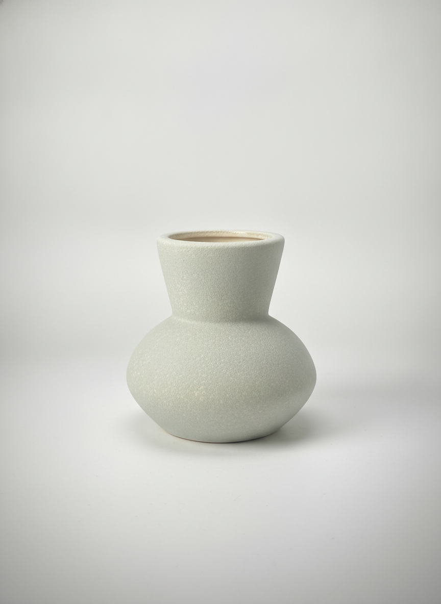 Casual retro green ceramic vase